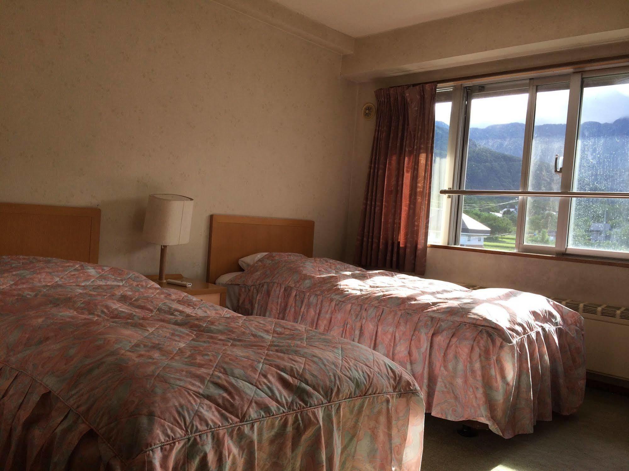 Mountside Jodel Hotell Hakuba Exteriör bild