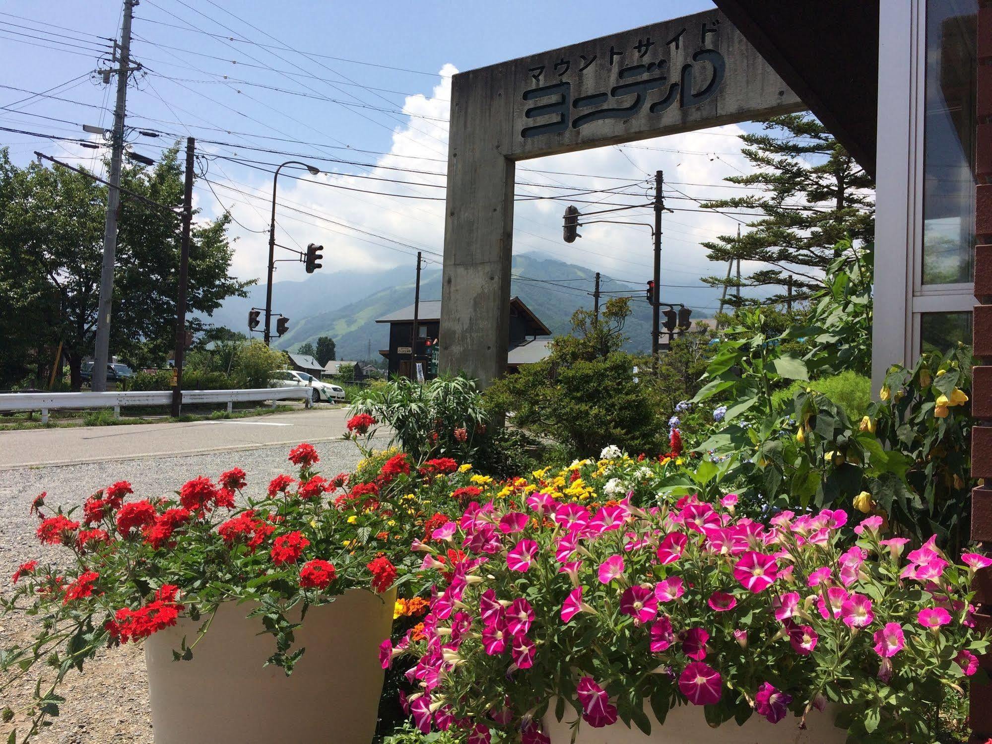 Mountside Jodel Hotell Hakuba Exteriör bild